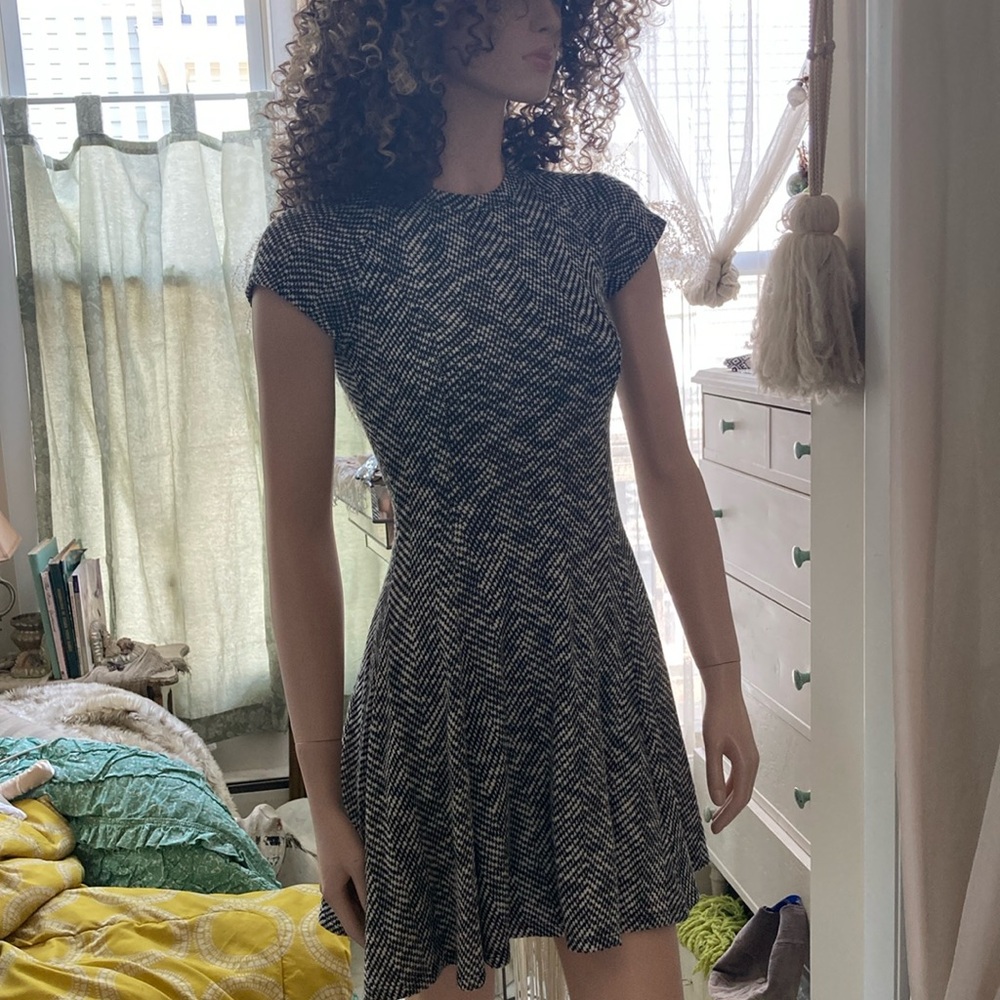 Ladies dress